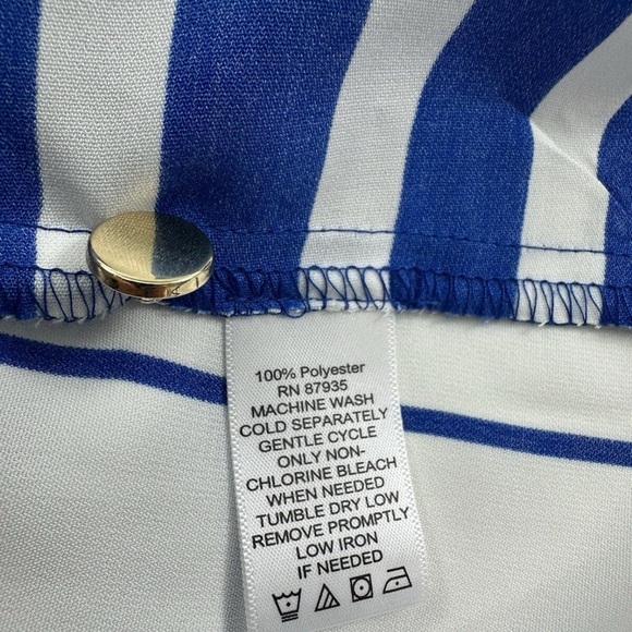 NWOT Susan Graver White Blue Striped Golden Button Shirt Size Small 3/4 Sleeves - Picture 5 of 7